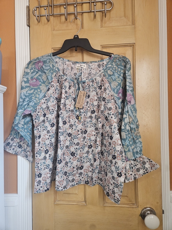 NATURAL LIFE Tops - Natural Life Floral Peasant Blouse